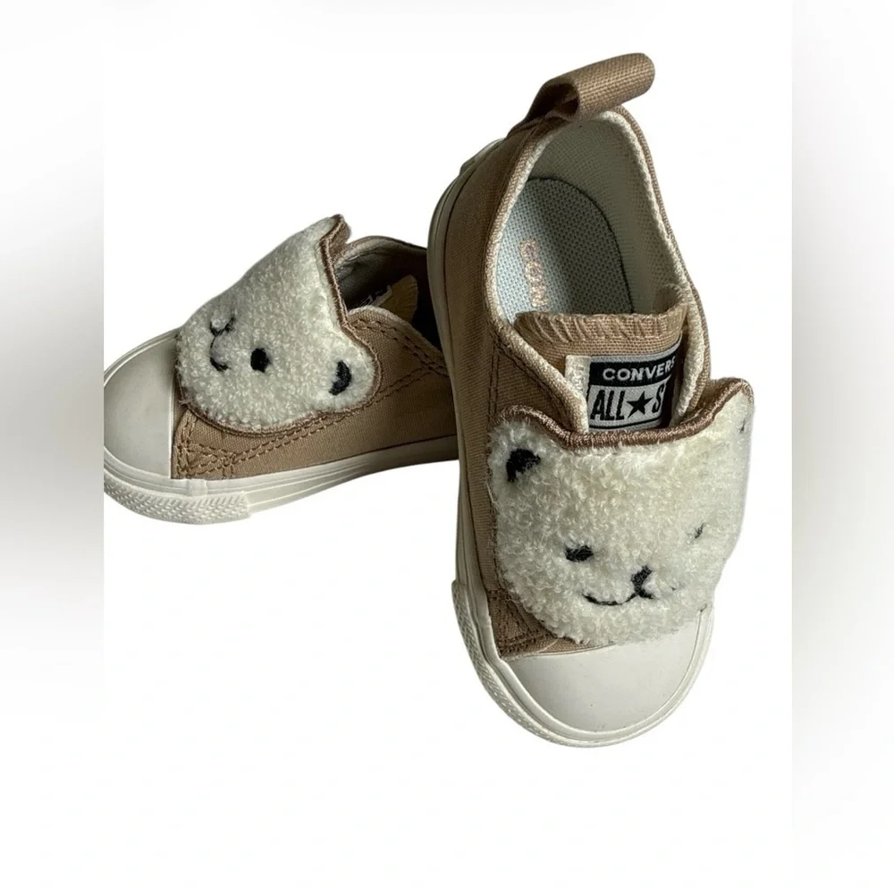 🧸 Converse Chuck Taylor Sherpa Bear Easy-On Sneakers Toddler 5 NWT